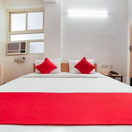 Live On Del5542 Hotel New Delhi Bagian luar foto