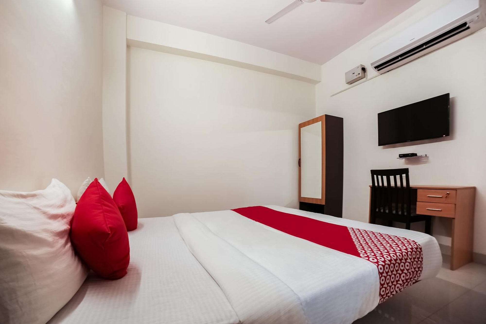 Live On Del5542 Hotel New Delhi Bagian luar foto
